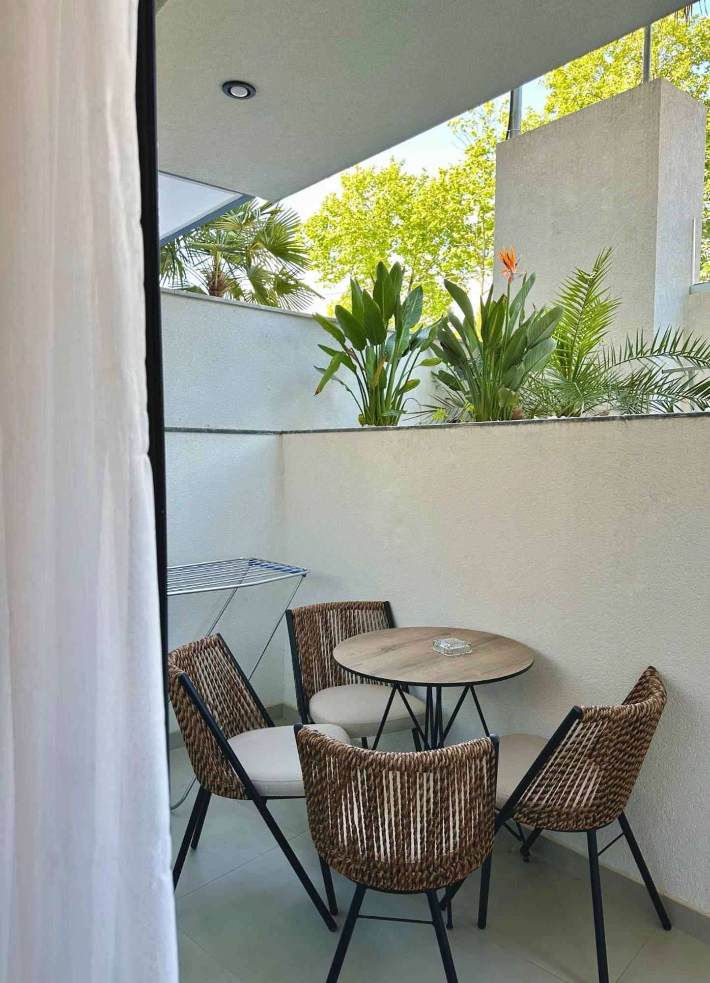 Luminous Luxury Living Aparthotel Kallithea  Exteriör bild